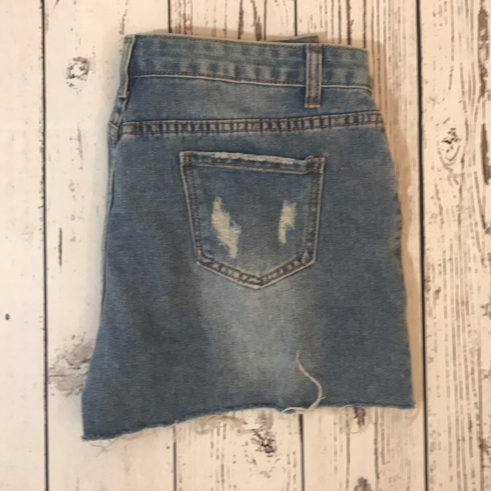 Jean shorts - Picture 5 of 6